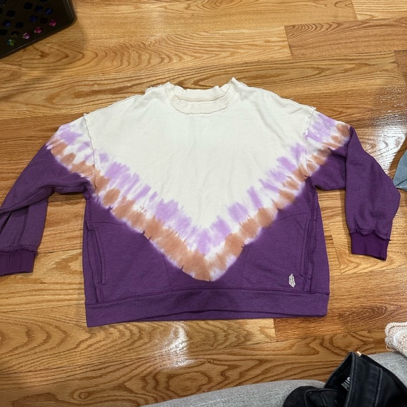 Free People Movement Metti Ombré Crewneck Seeatshirt - Picture 4 of 5